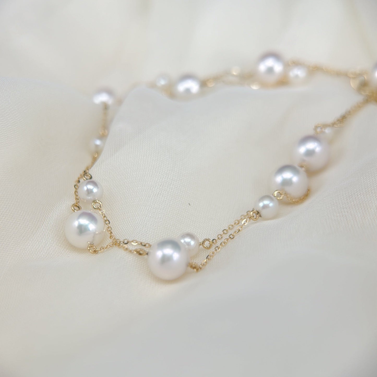 Akoya Pearl Stationed Necklace in 18K Yellow Gold, 7-7.5mm,4-4.5mm