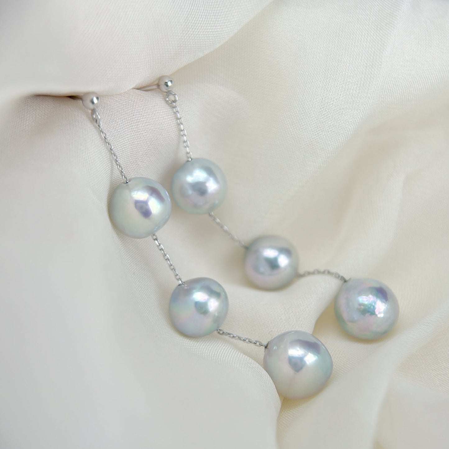 Blue Akoya Pearl Earrings in 18K White Gold, 9-9.5mm