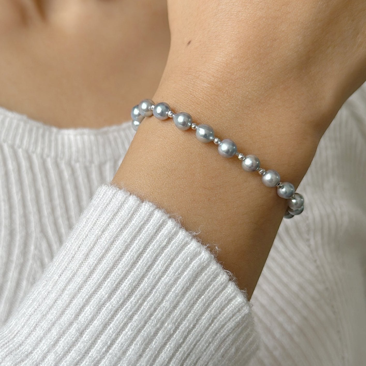Blue Akoya Pearl Full Bracelet in 18K White Gold, 5-6mm