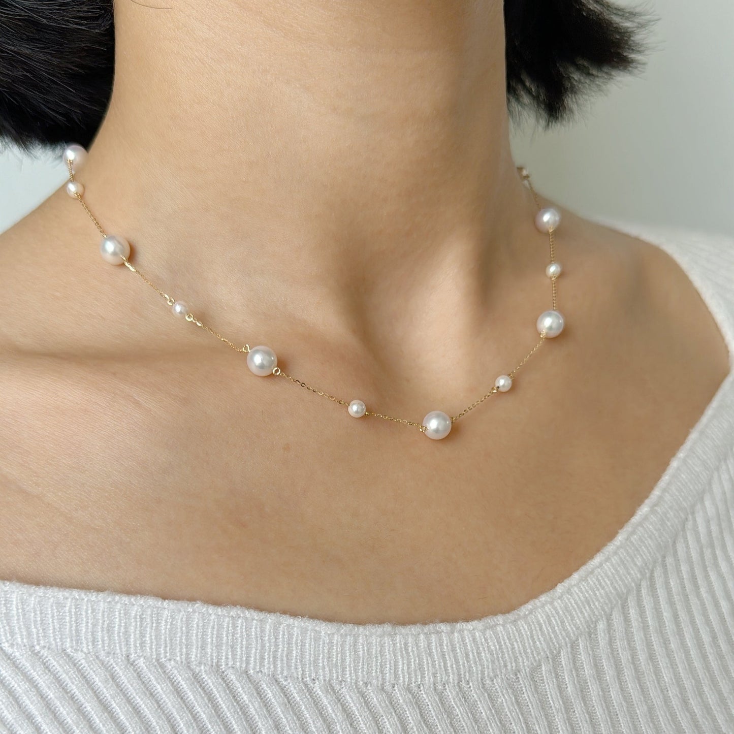Akoya Pearl Stationed Necklace in 18K Yellow Gold, 7-7.5mm,4-4.5mm
