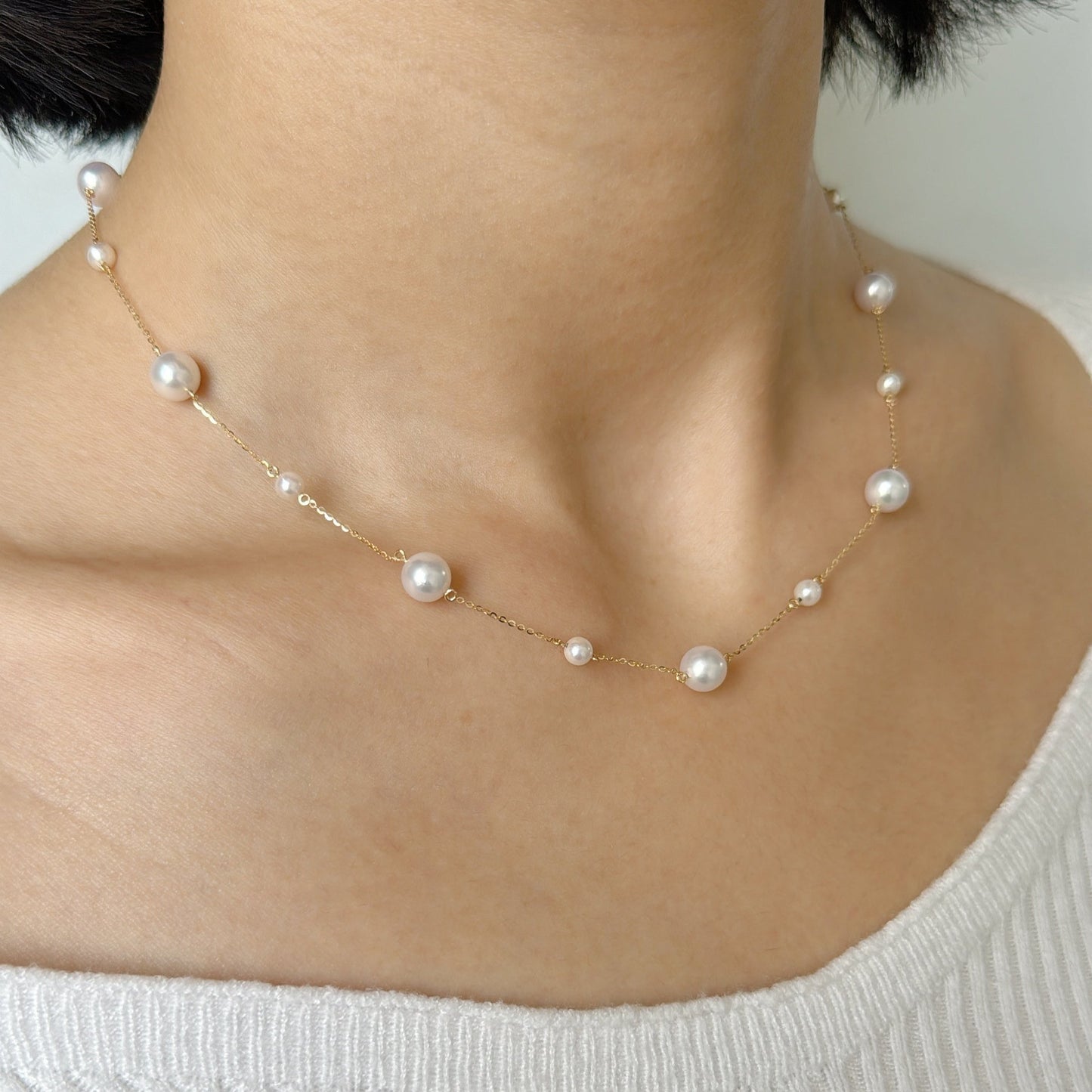Akoya Pearl Stationed Necklace in 18K Yellow Gold, 7-7.5mm,4-4.5mm
