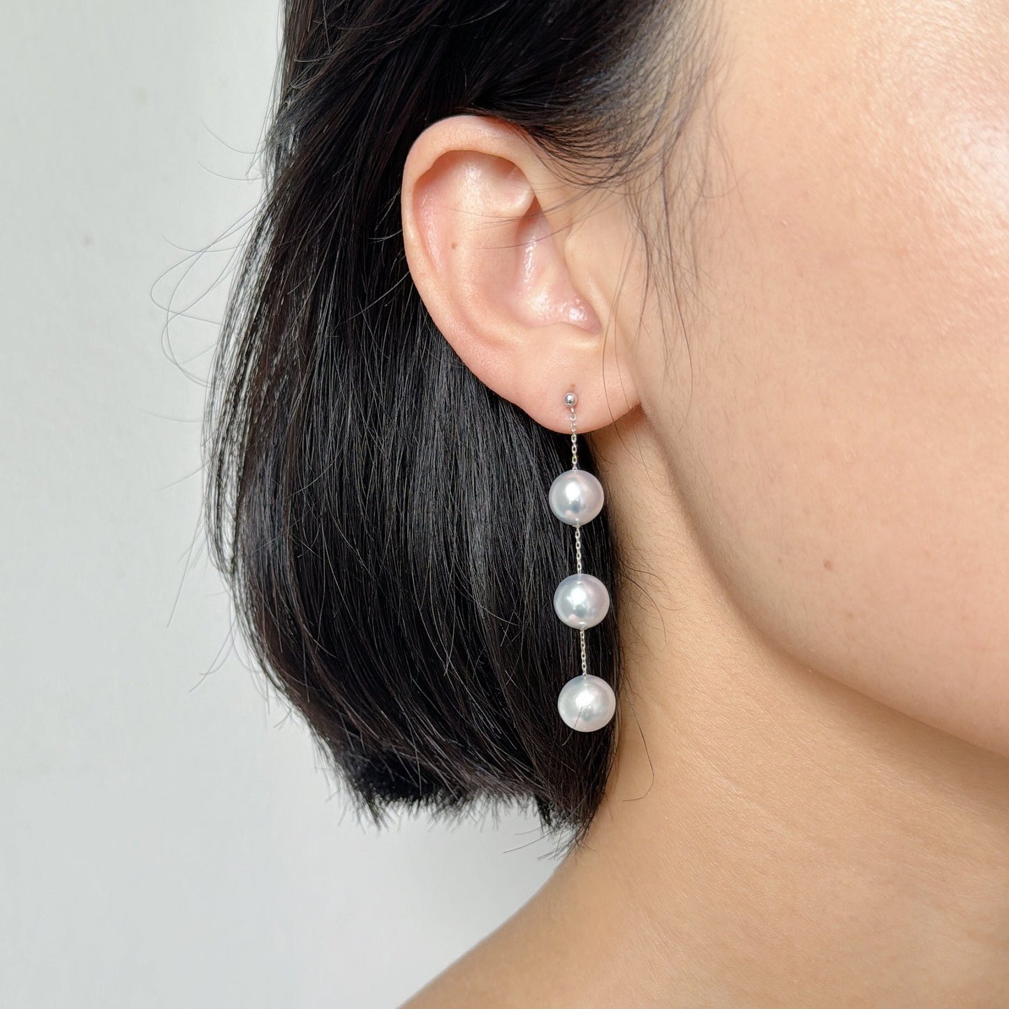 Blue Akoya Pearl Earrings in 18K White Gold, 9-9.5mm