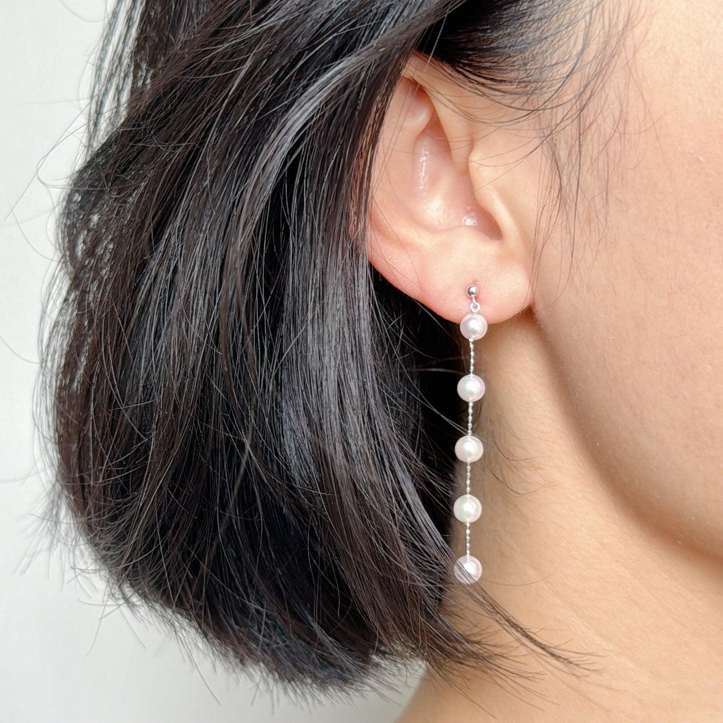Akoya Pearl Earrings in 18K White Gold, 5-5.5mm