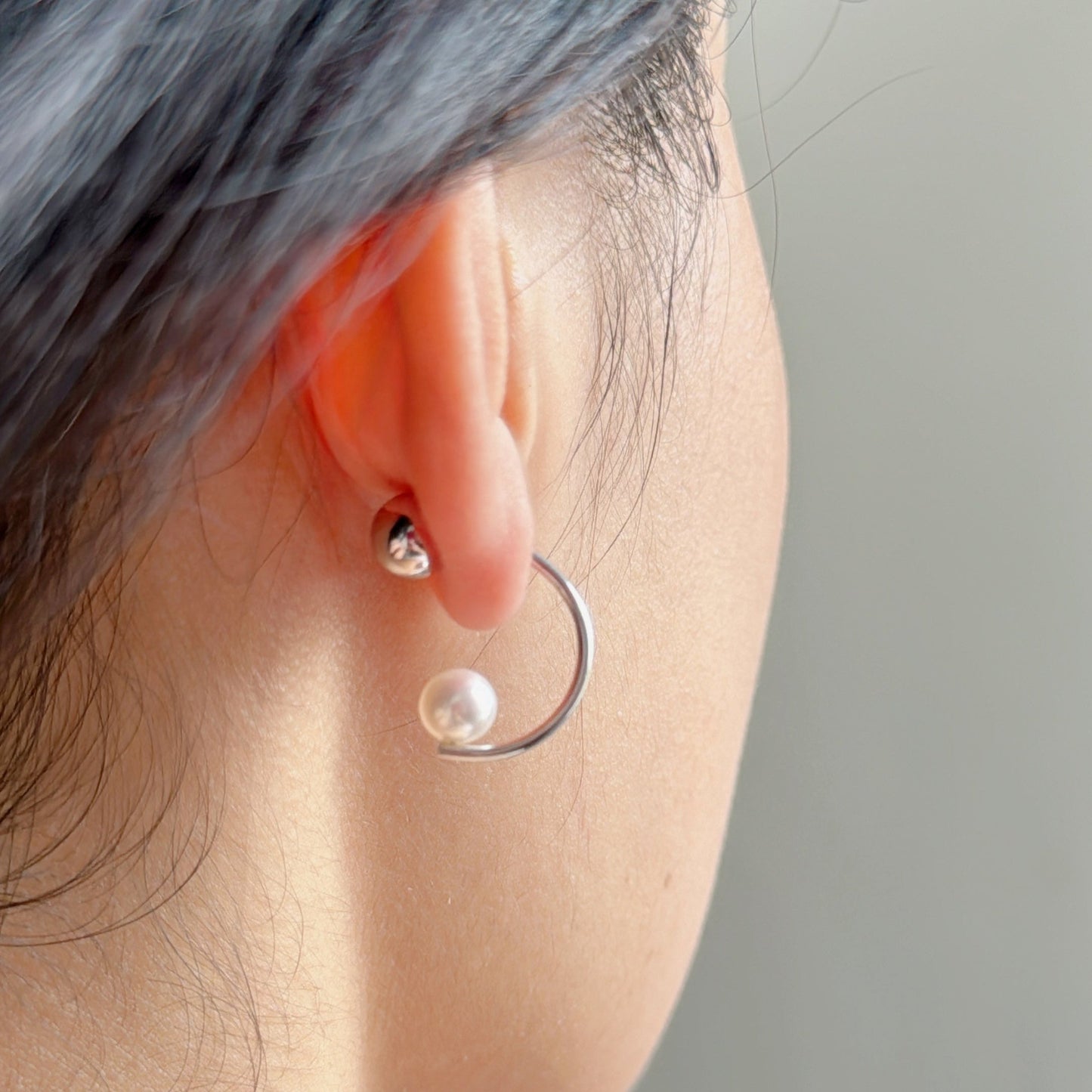 Akoya Pearl Earrings in 18K White Gold, 6-6.5mm