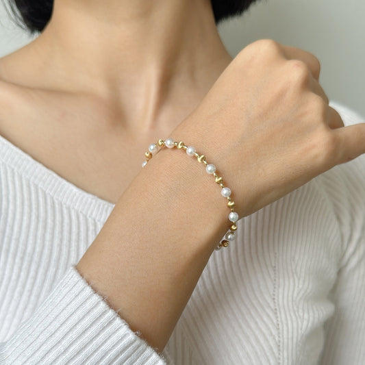 Akoya Pearl Bracelet in 18K Yellow Gold, 4.5-5mm