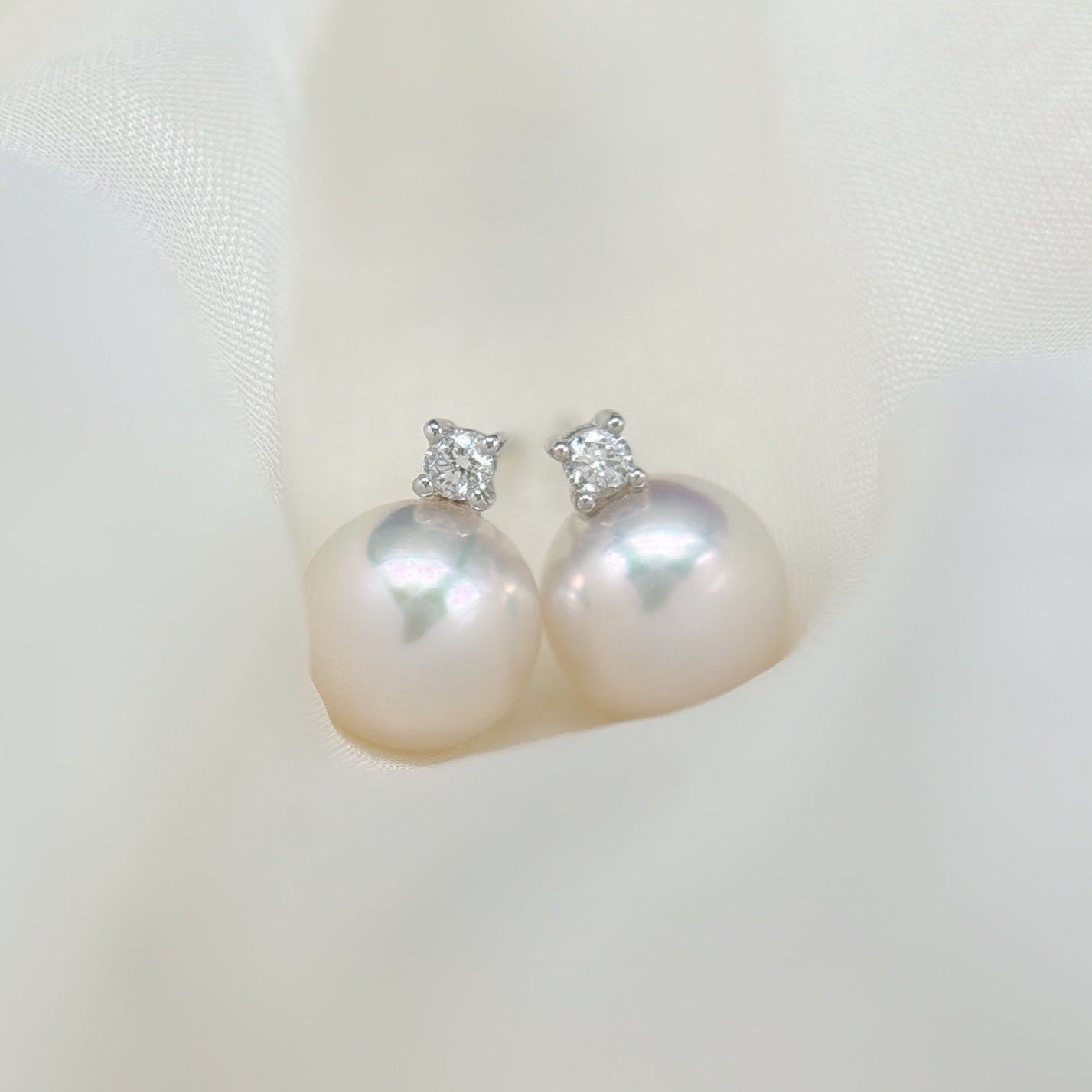 Akoya Pearl Earrings in 18K White Gold with Diamond, d0.1ct,8-8.5mm