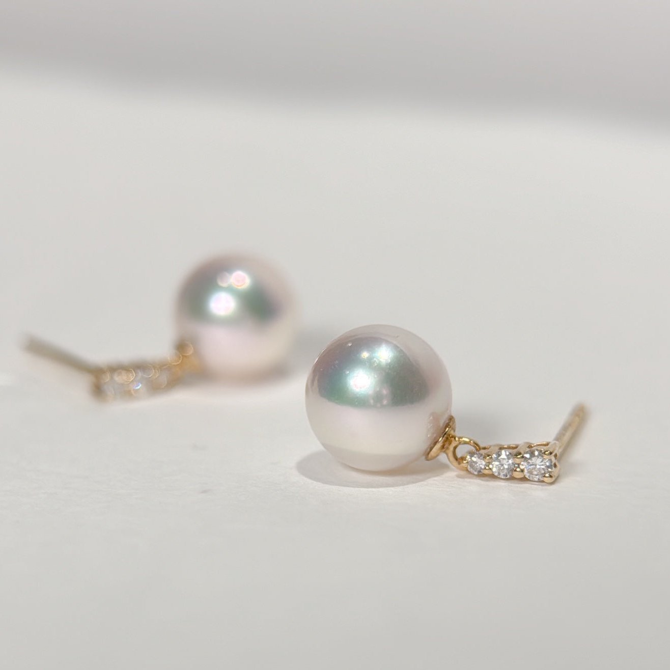 Akoya Earring in 18K Yellow Gold with Diamond, d0.116ct,8-8.5mm