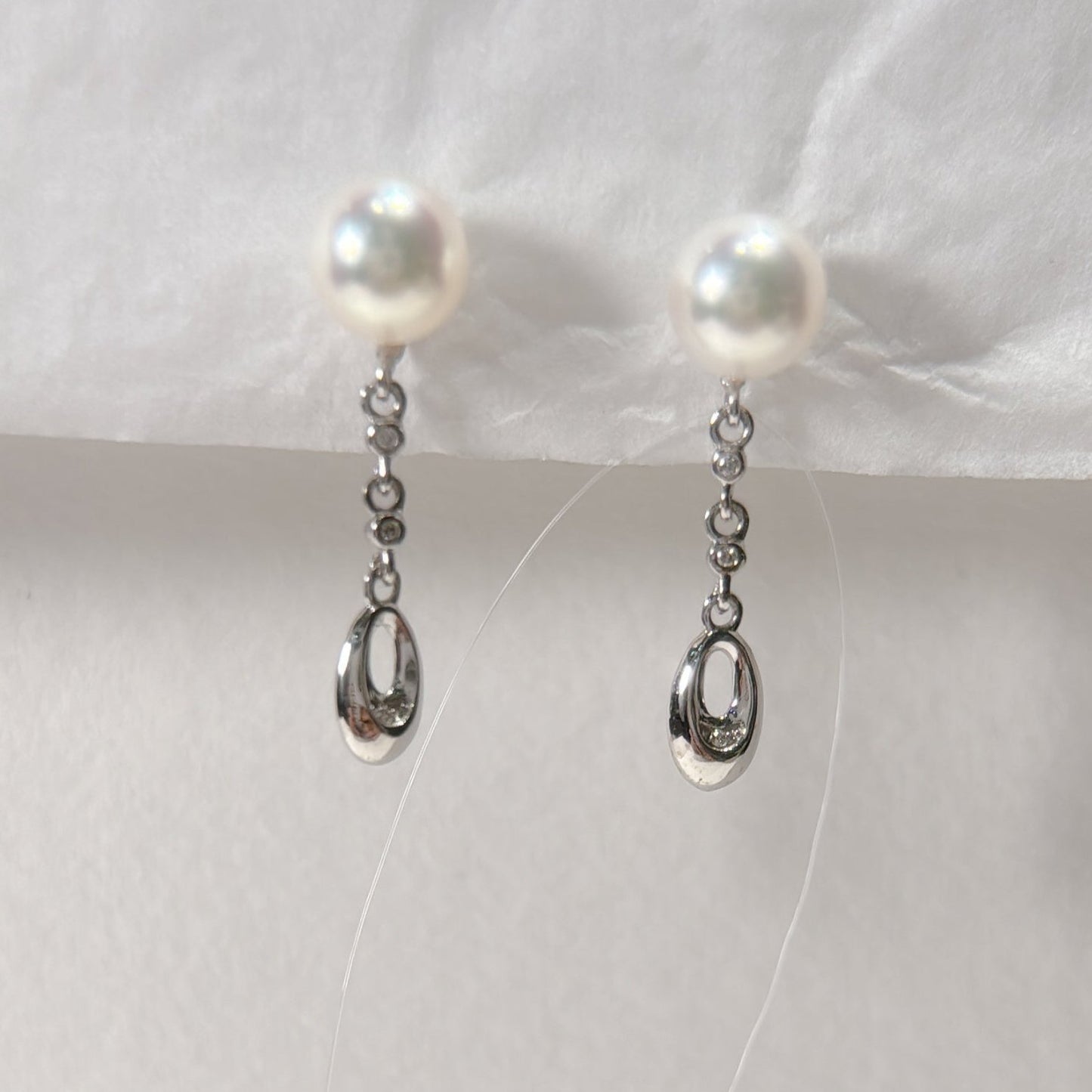 Akoya Dangle Earrings in 18K White Gold with Diamond, d0.015ct,6-6.5mm