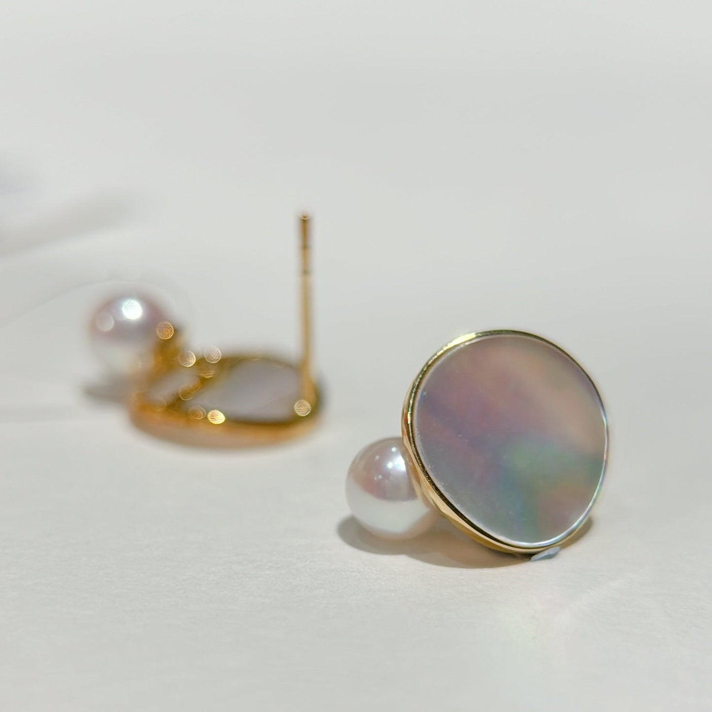 Mother of Pearl and Akoya Pearl Earrings in 18K Yellow Gold, 5-5.5mm