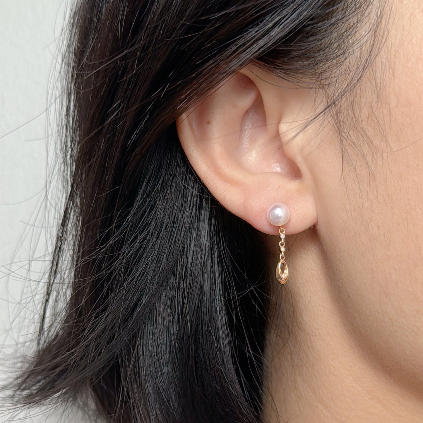 Akoya Dangle Earrings in 18K Rose Gold with Diamond, d0.015ct,6-6.5mm