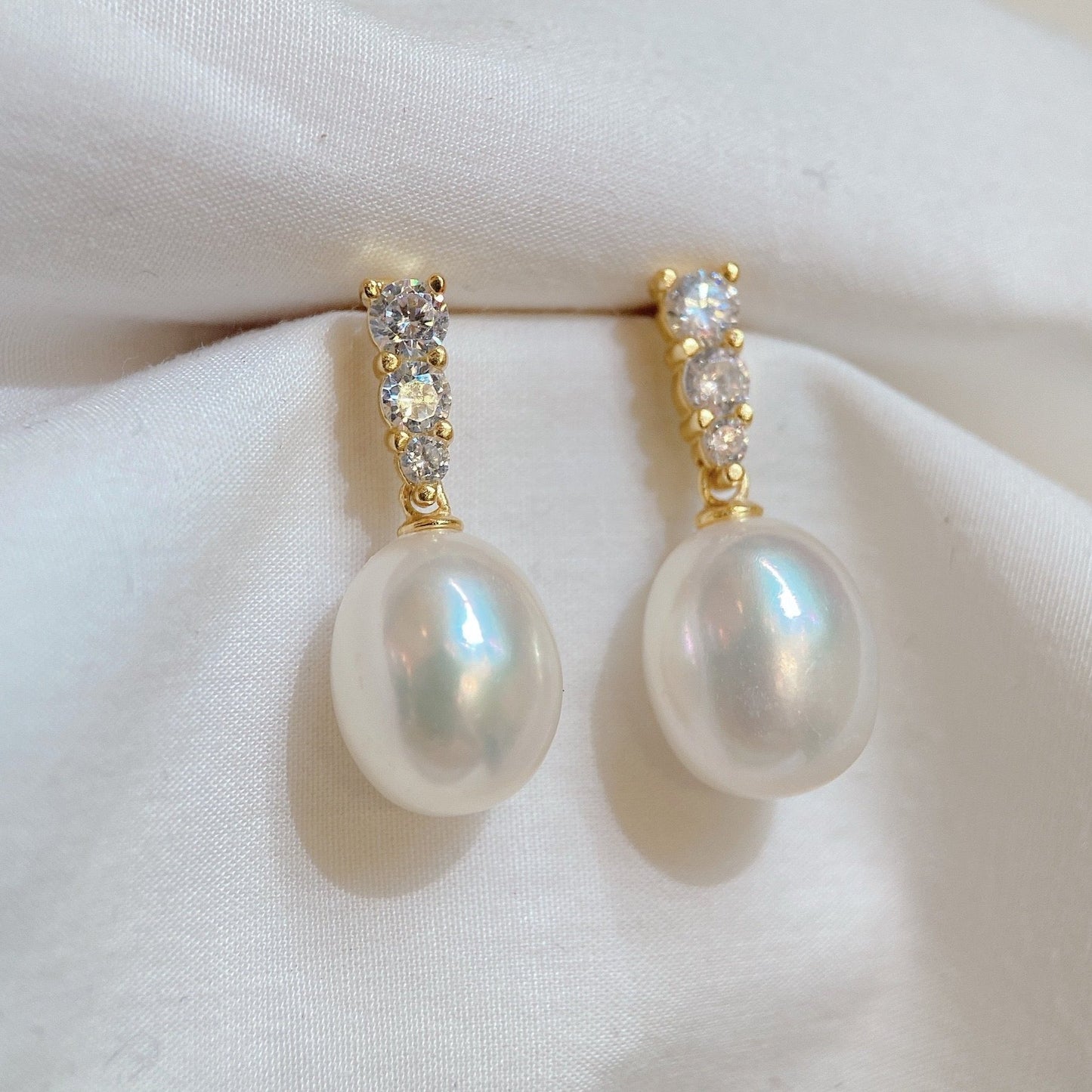 Yellow Gold Plated Sterling Silver Freshwater Pearl Earrings, ER18