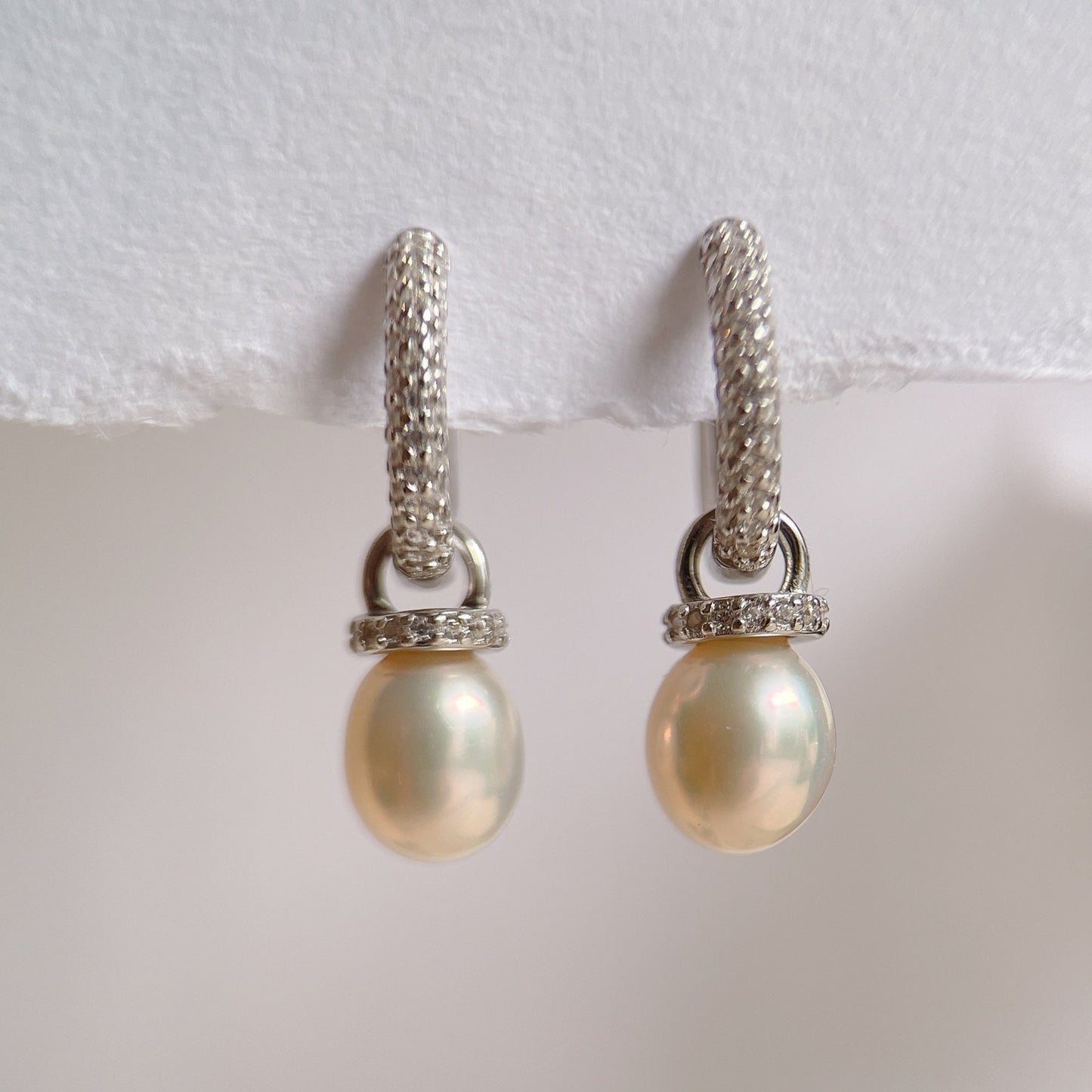 White Gold Plated Sterling Silver Freshwater Pearl Earrings, ER42