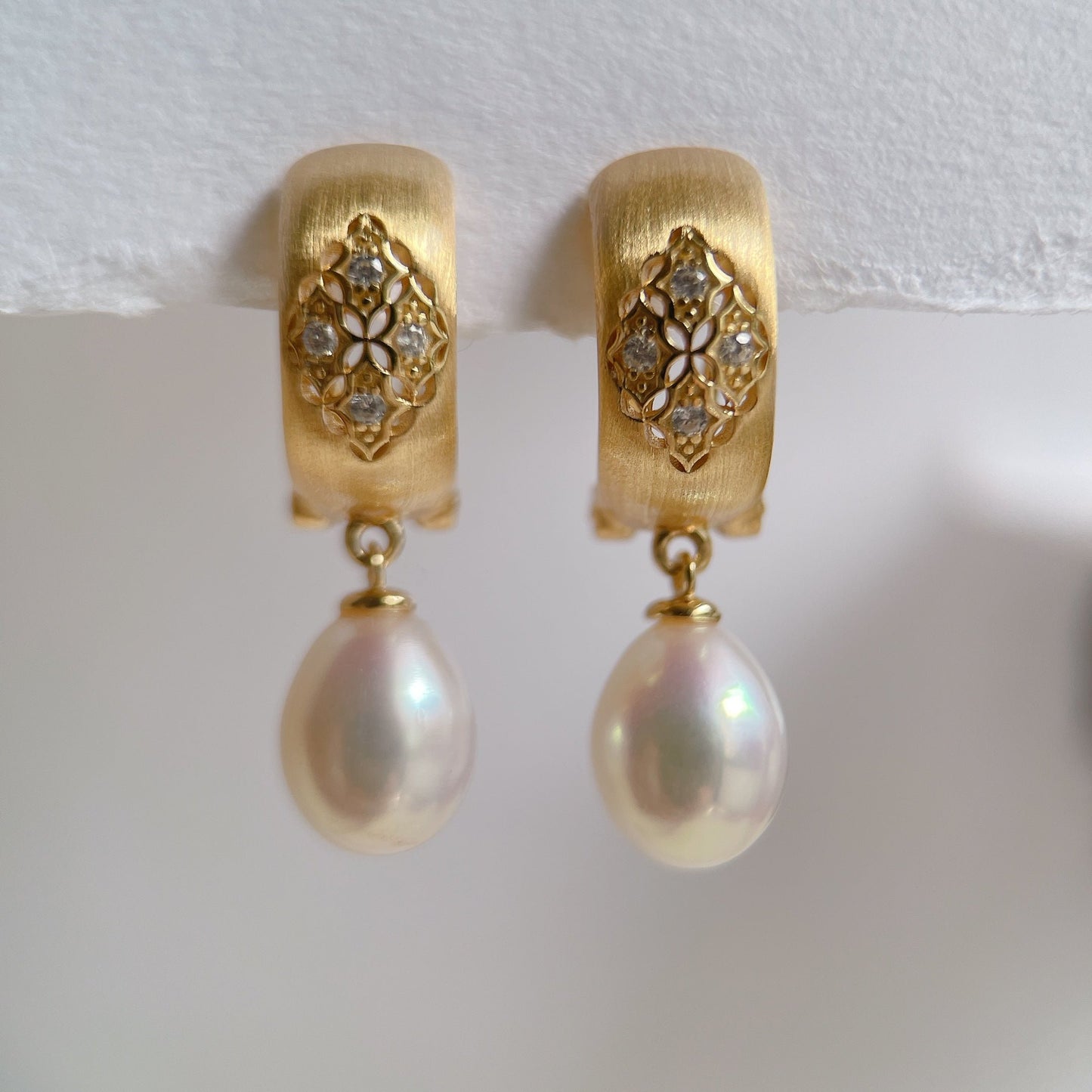 Yellow Gold Plated Sterling Silver Freshwater Pearl Earrings, ER33