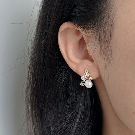 Yellow Gold Plated Sterling Silver Freshwater Pearl Earrings, ER43