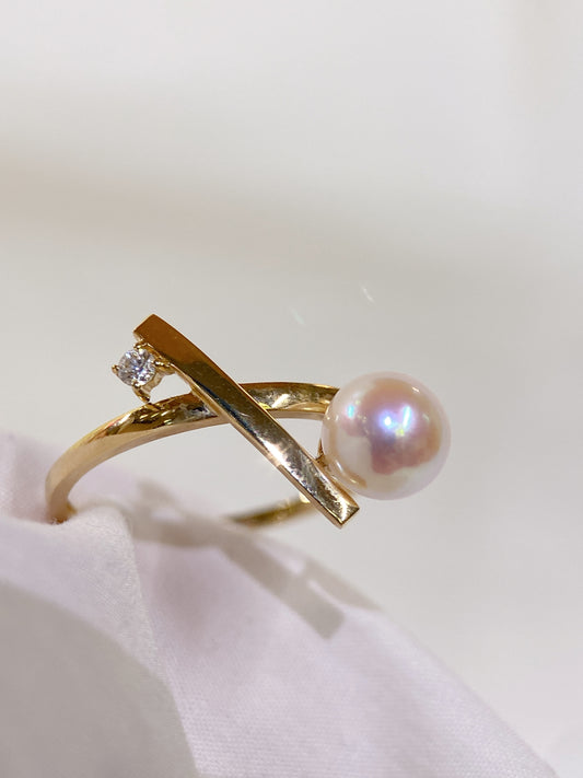 Akoya Pearl Ring in 18K Yellow Gold with Diamond, d0.03ct,6-6.5mm