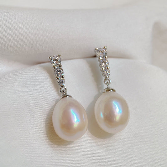 White Gold Plated Sterling Silver Freshwater Pearl Earrings, ER19