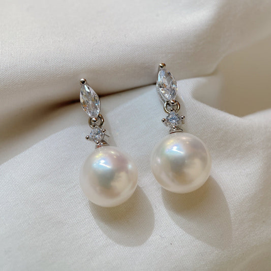 White Gold Plated Sterling Silver Freshwater Pearl Earrings, ER54