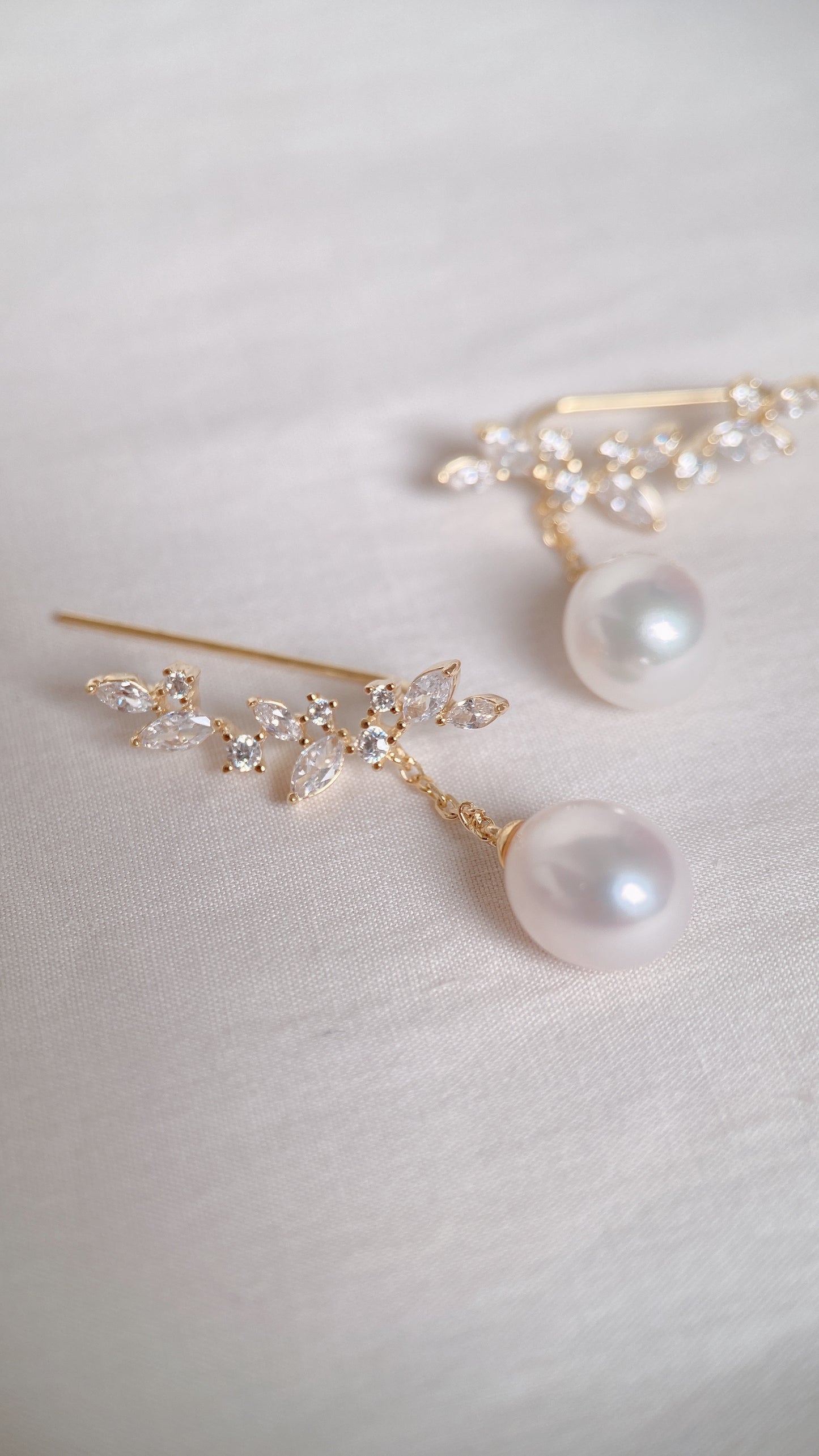 Yellow Gold Plated Sterling Silver Freshwater Pearl Earrings, ER68