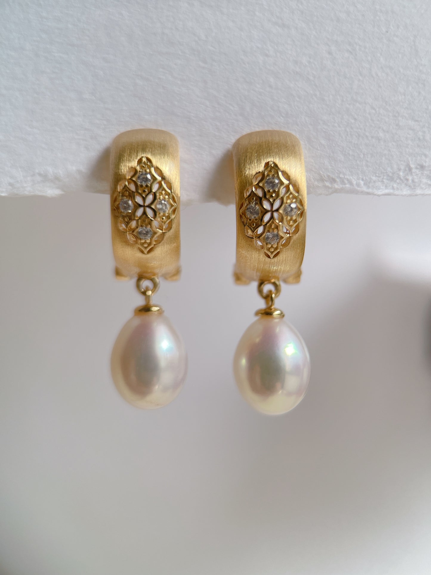 Yellow Gold Plated Sterling Silver Freshwater Pearl Earrings, ER33
