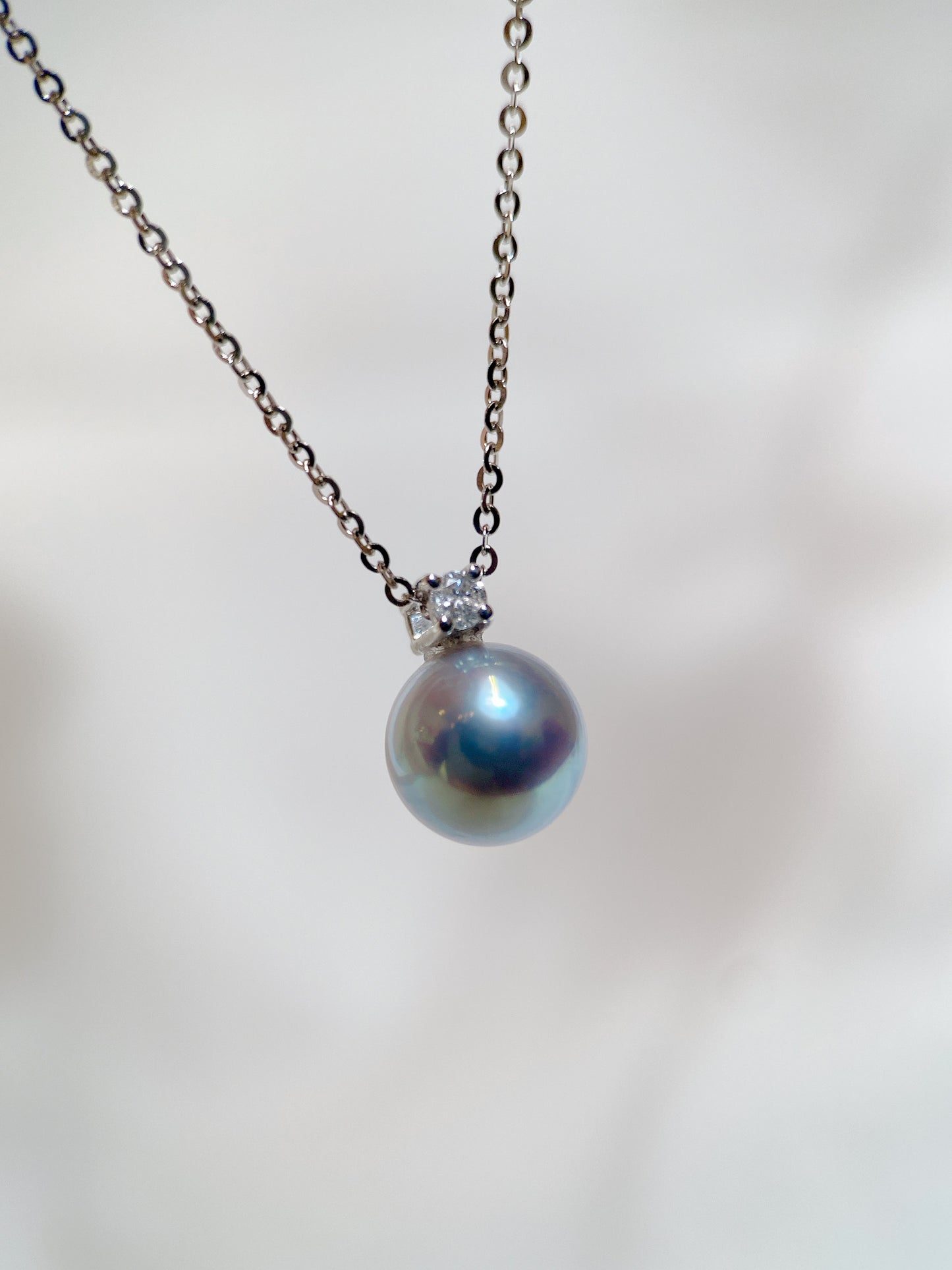 Blue Akoya Pearl Pendant in 18K White Gold with Diamond, d0.05ct,8-8.5mm