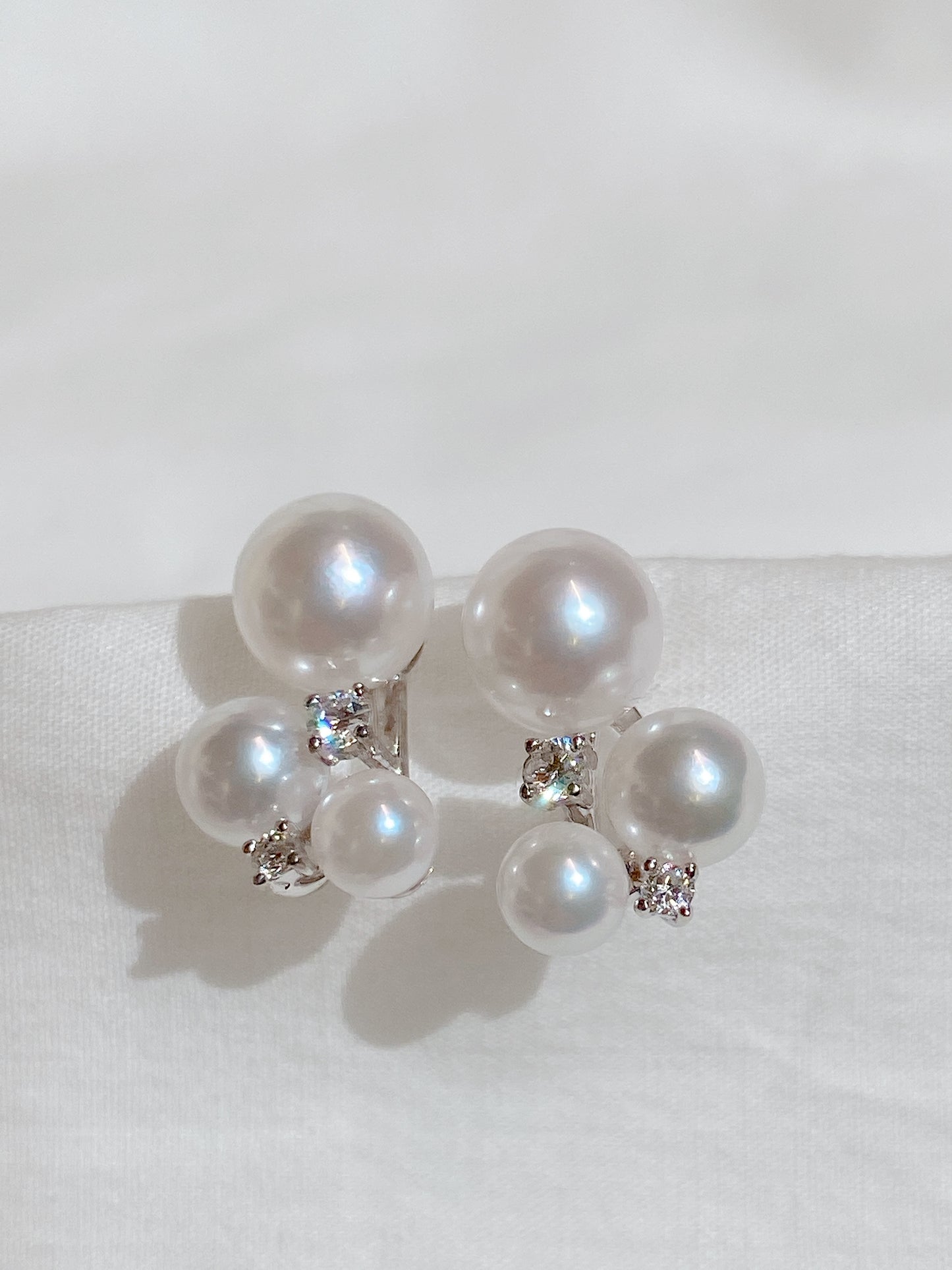 Akoya Pearl Earrings in 18K White Gold with Diamond, d0.15ct,4.5-7mm